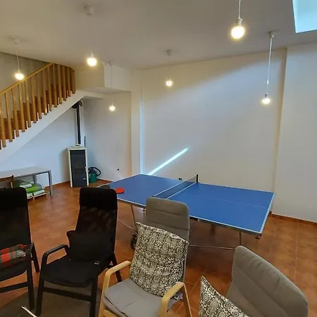 Urko Adosado 8 Personas 160 M2 De Terraza Y Piscina Holiday home