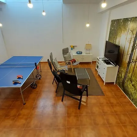 Urko Adosado 8 Personas 160 M2 De Terraza Y Piscina *